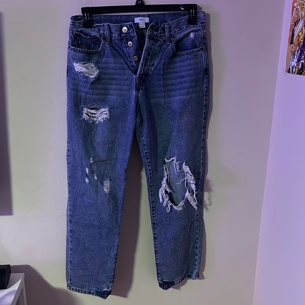 F21 Ripped Relaxed Jeans